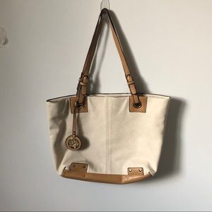 Spacious white tote bag